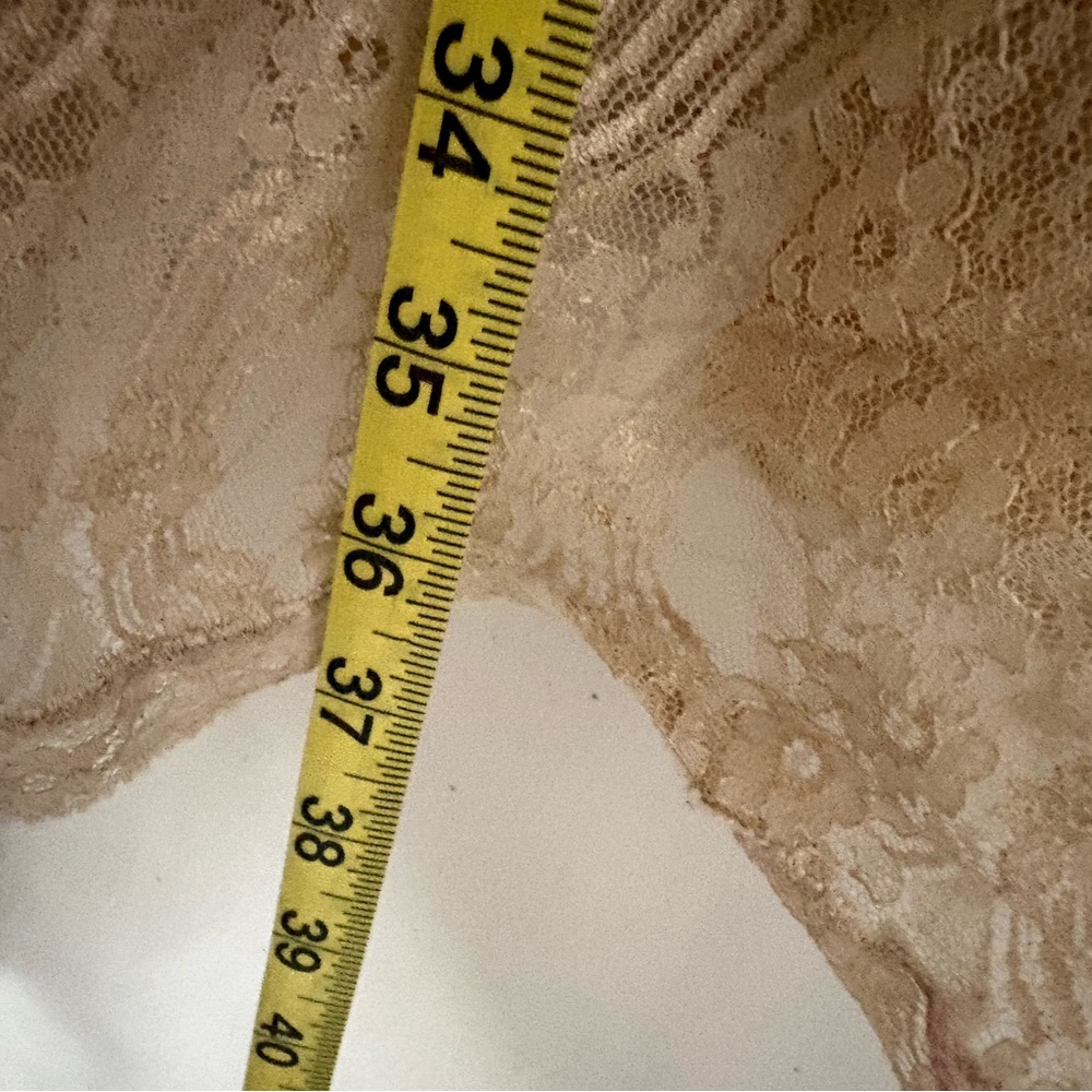 Vintage America Cream Lace Chemise - Picture 6 of 8